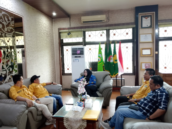 The Future of Sustainable Living: Driving Eco-Friendly Lifestyles